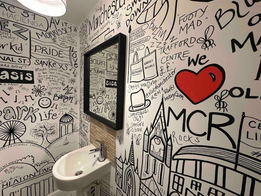 Waterside Mufc & Trafford Centre Townhouse 4 Bedroom Free Parking Manchester Kültér fotó