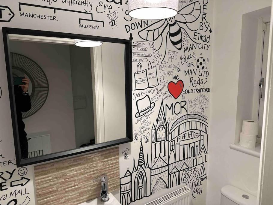 Waterside Mufc & Trafford Centre Townhouse 4 Bedroom Free Parking Manchester Kültér fotó